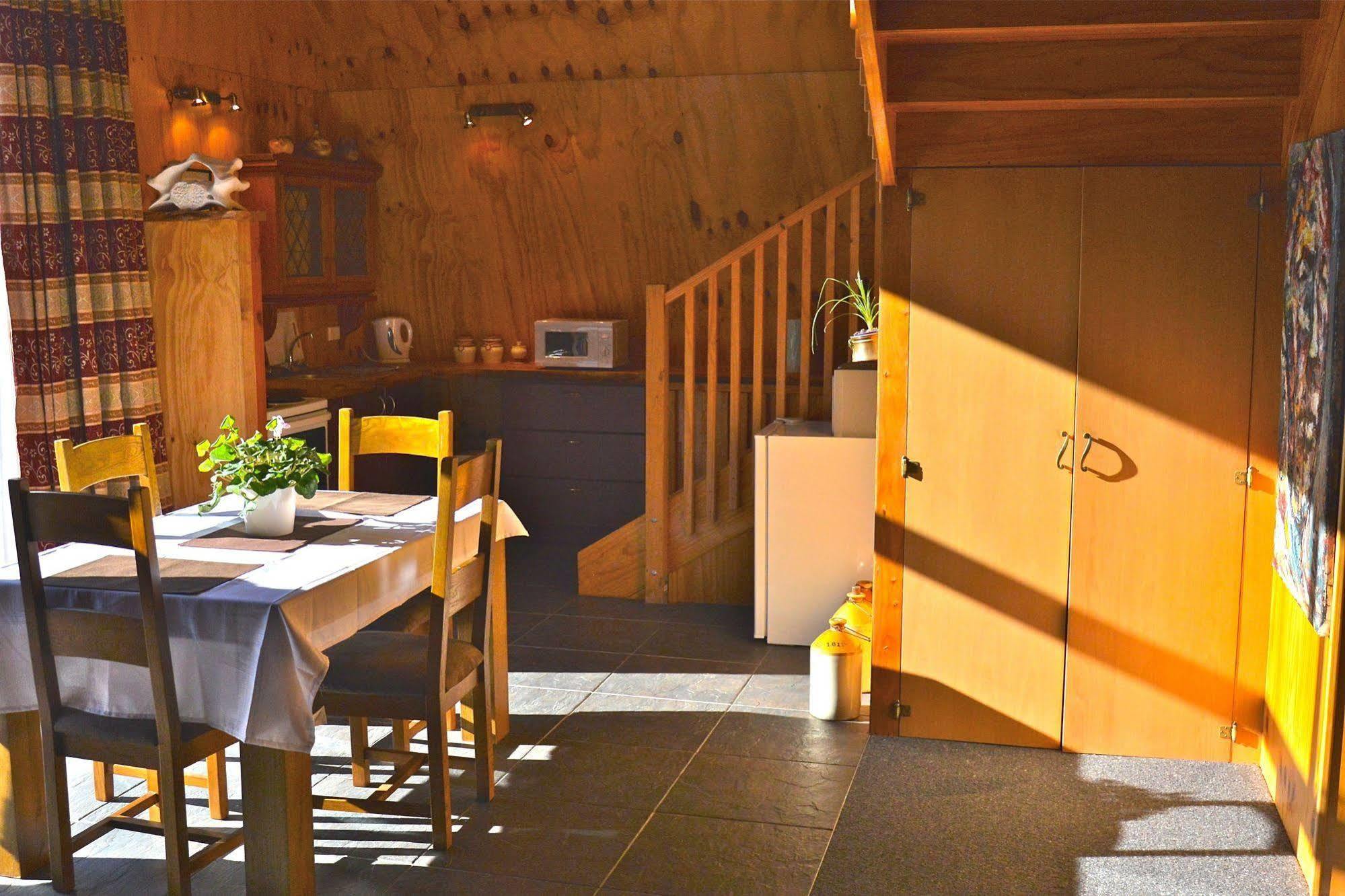 Barn Bed And Breakfast Waitati Extérieur photo