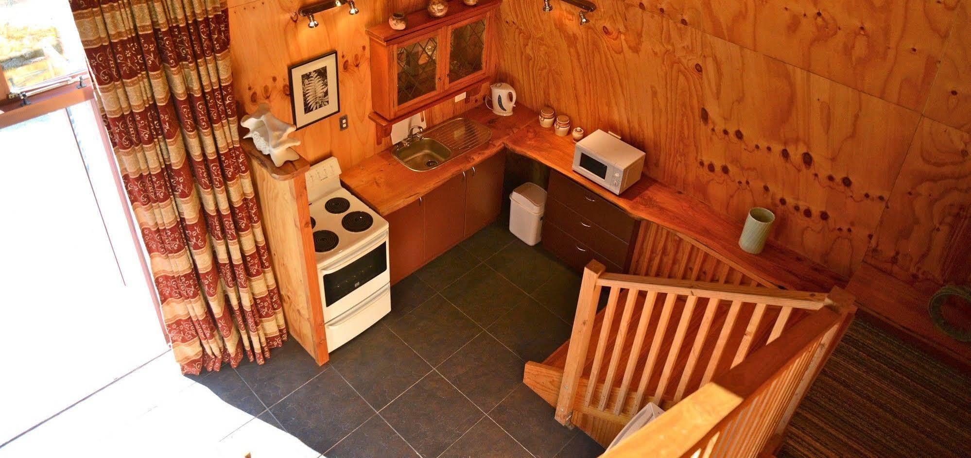 Barn Bed And Breakfast Waitati Extérieur photo